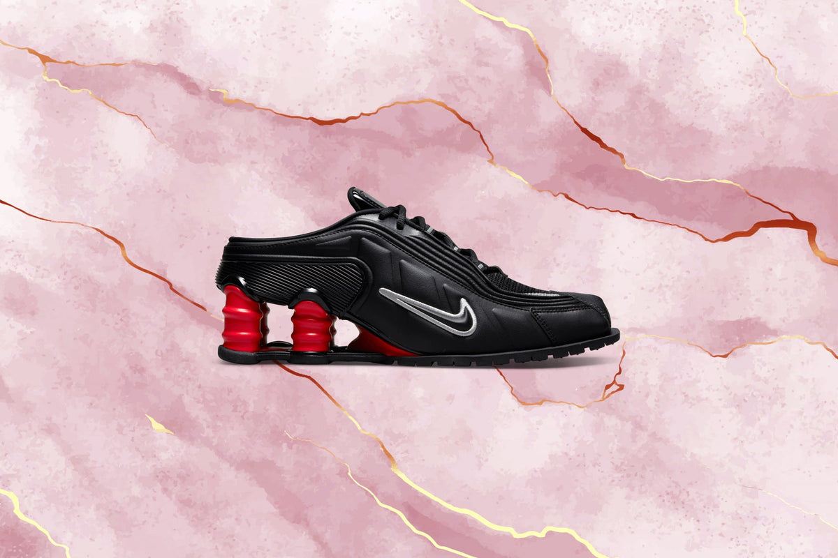 Women's Shox MR4 - Black/Metallic Silver/Comet Red