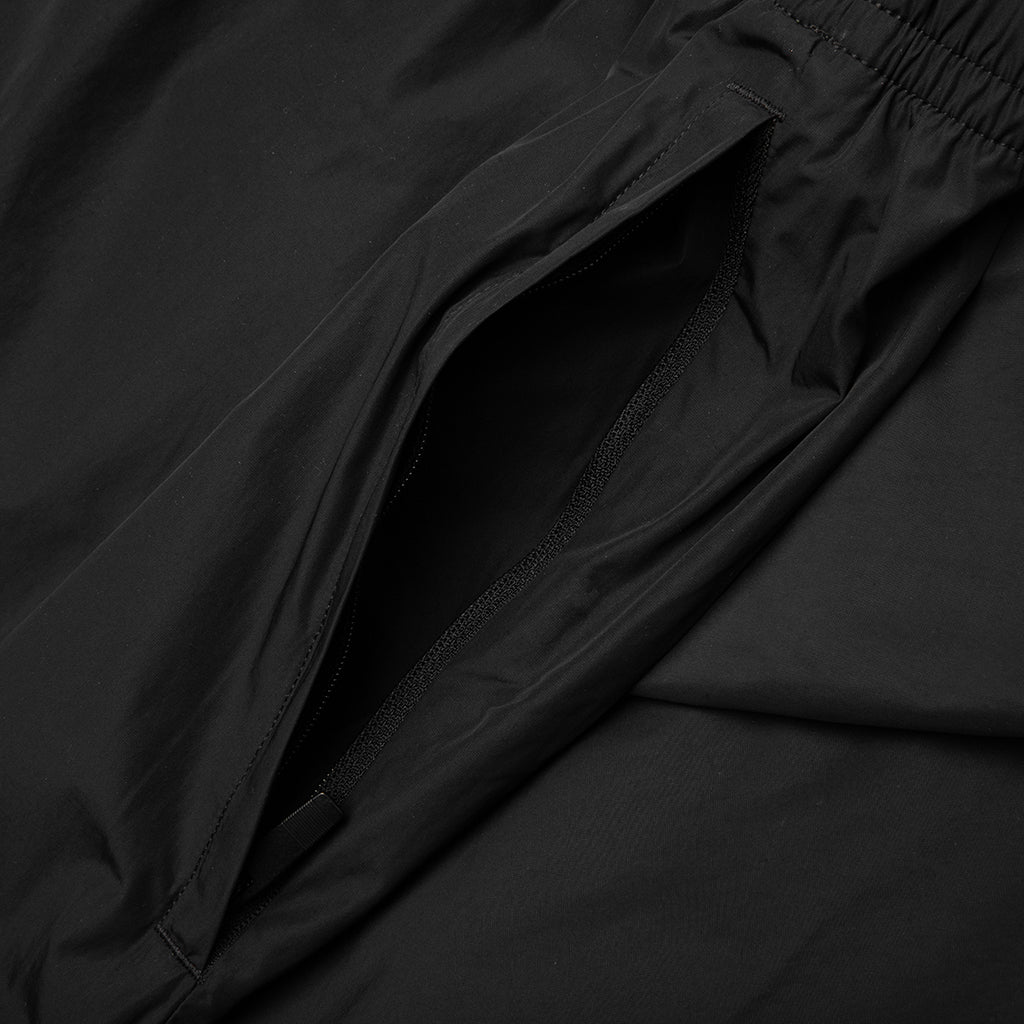 NRG Cs Track Pant Woven - Black/Black/White