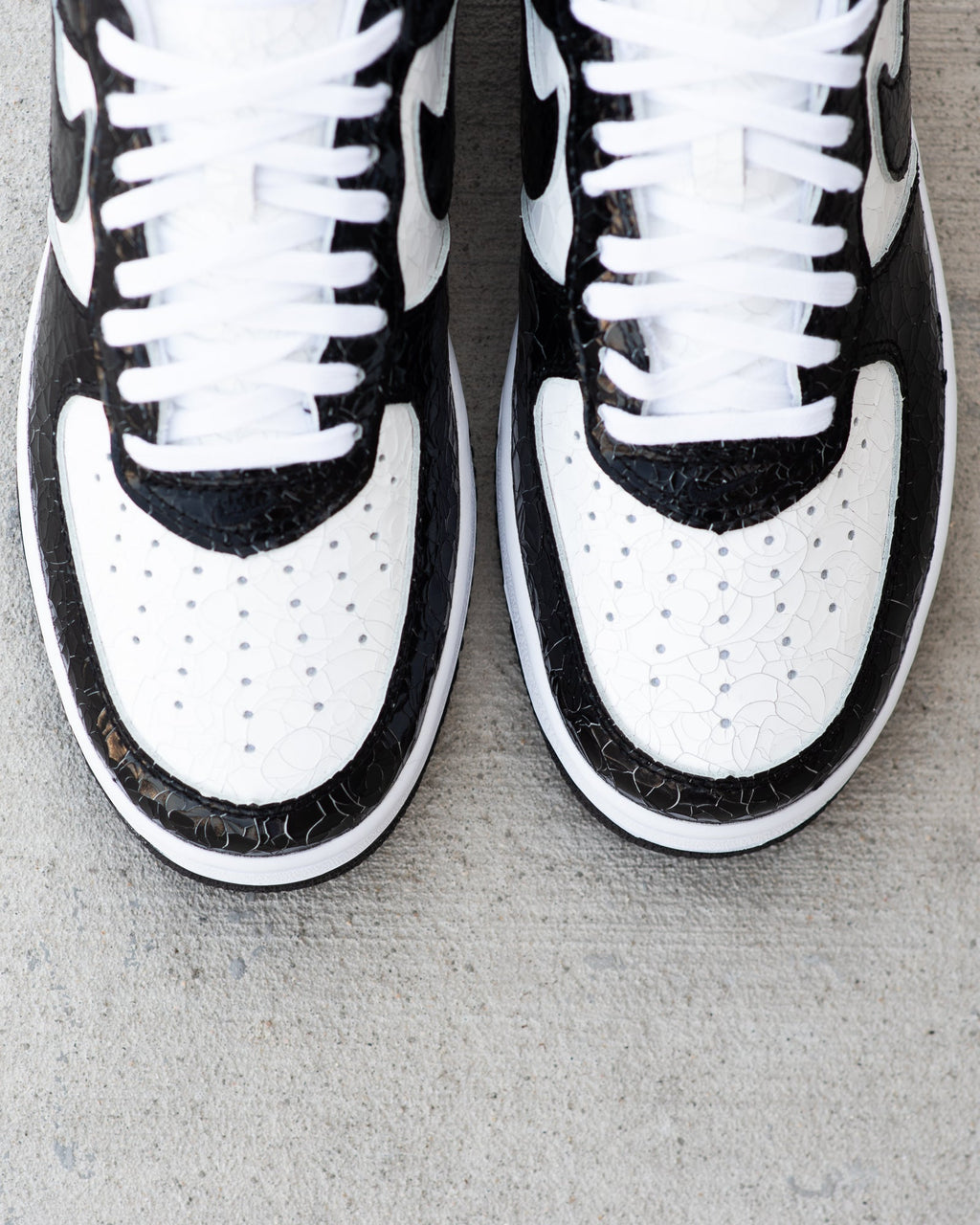Nike Air Force 1 'Cracked Leather' - Black/White