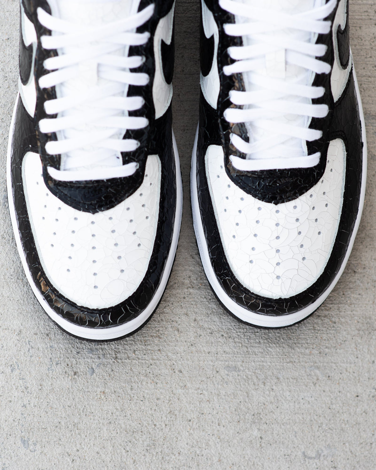 Nike Air Force 1 'Cracked Leather' - Black/White