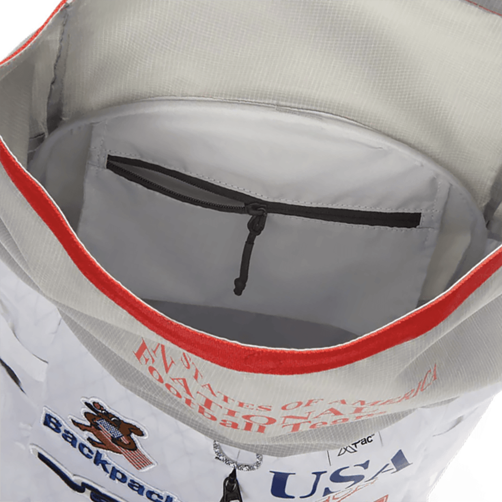 Aysen Backpack (32L) - White/Photon Dust/Black