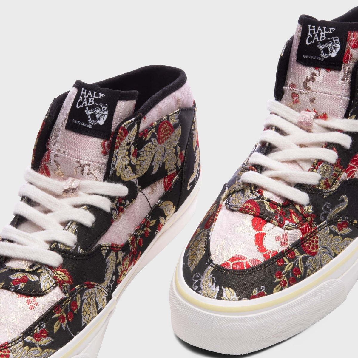 OTW Half Cab 33 Decon Vibram 'Floral' - Black