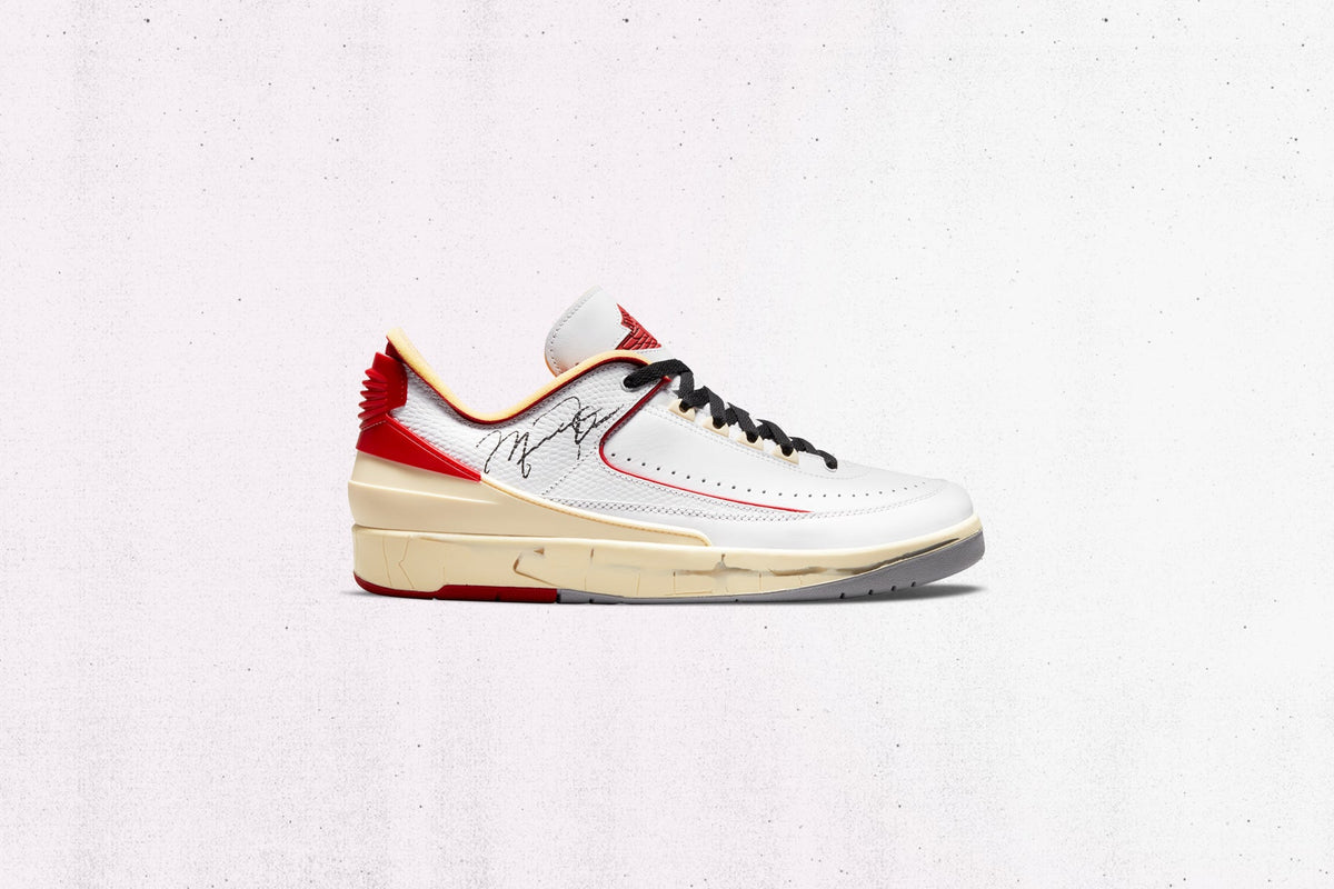 2 Retro Low SP - White/Varsity Red
