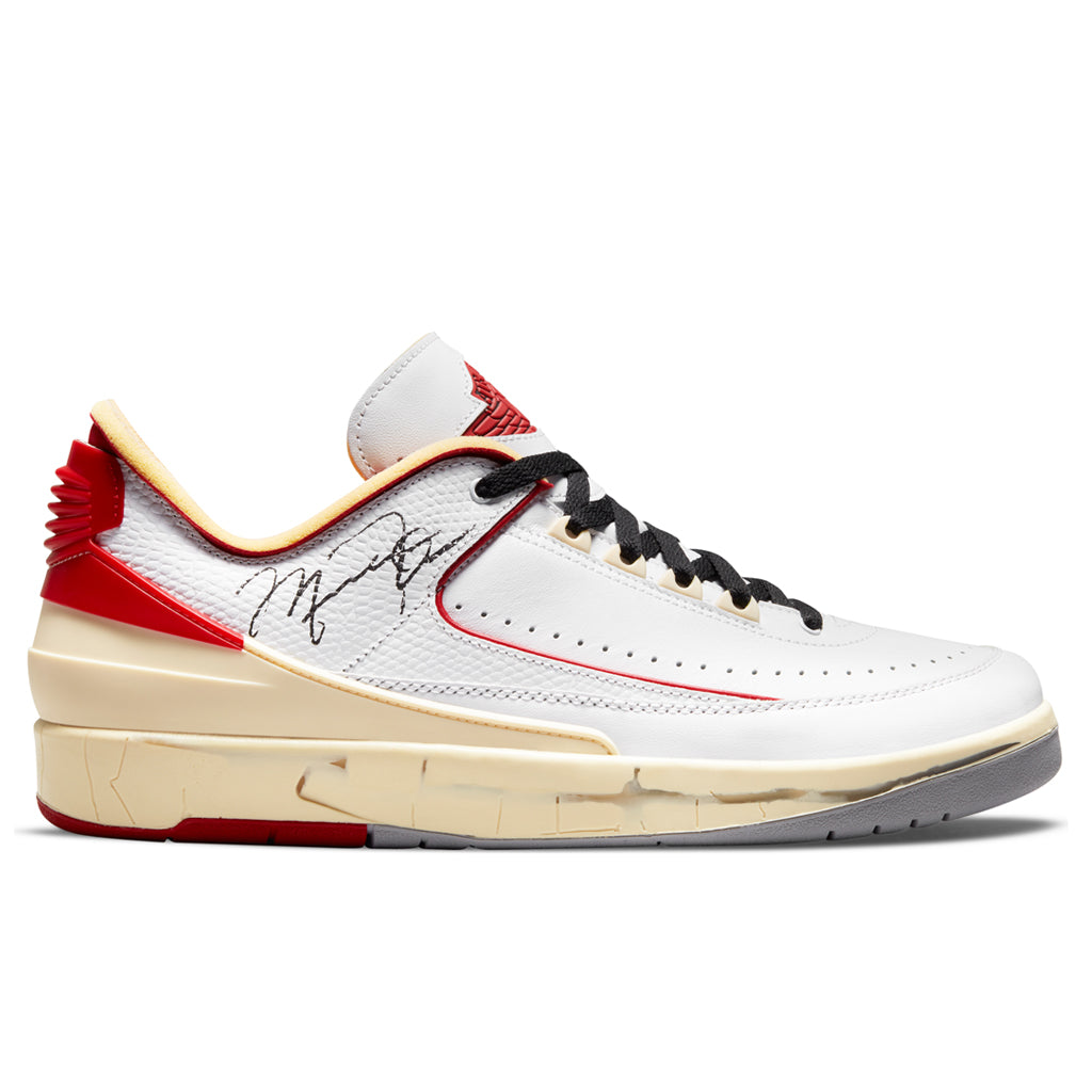 2 Retro Low SP - White/Varsity Red