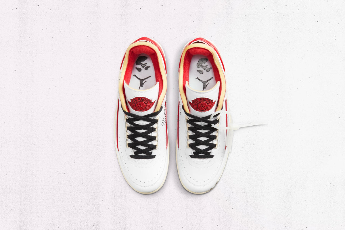 2 Retro Low SP - White/Varsity Red