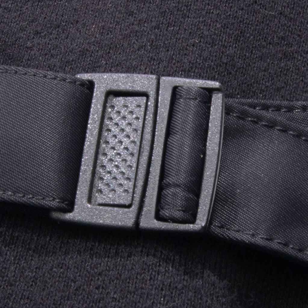 Oltera Ear Guard Cap - Black