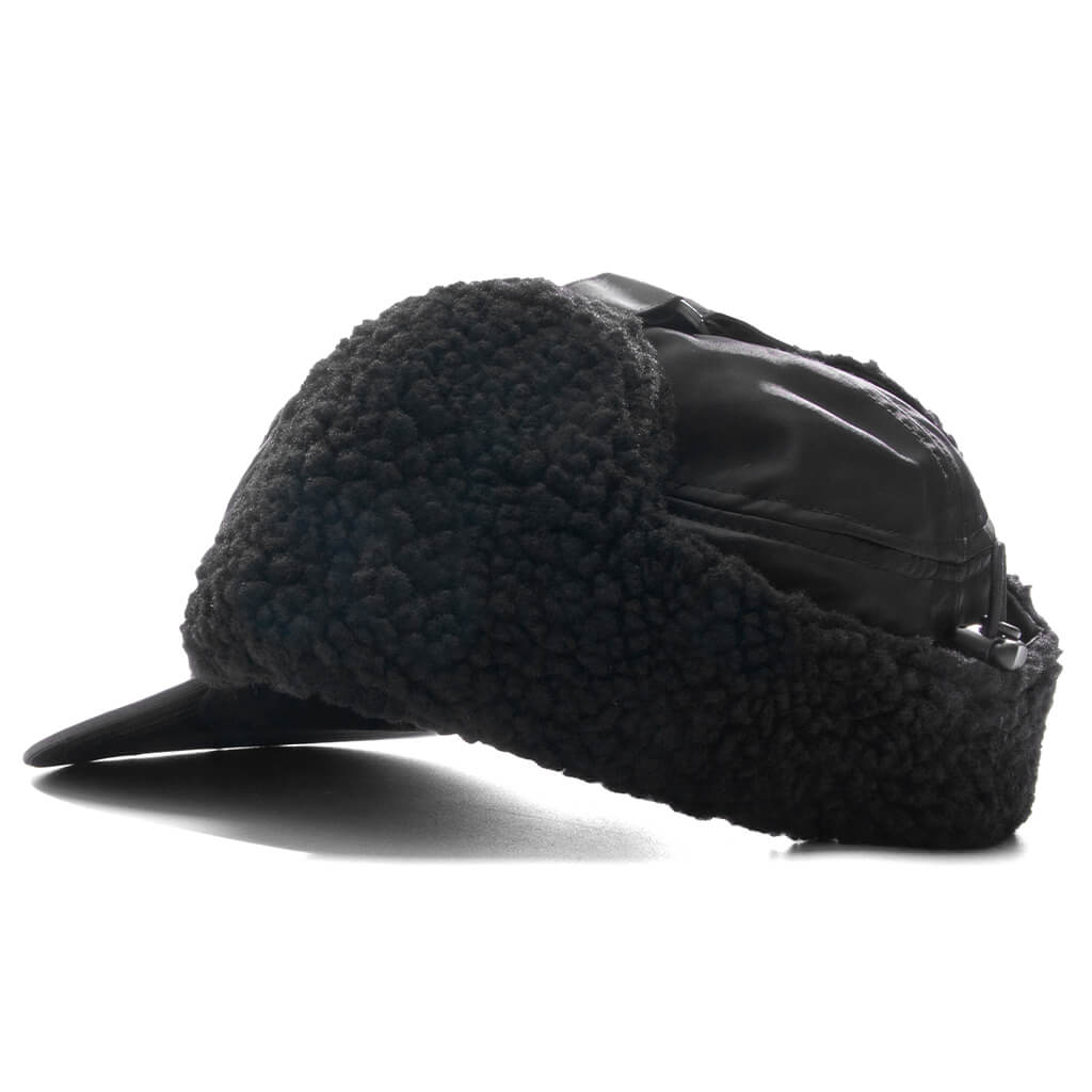 Oltera Ear Guard Cap - Black