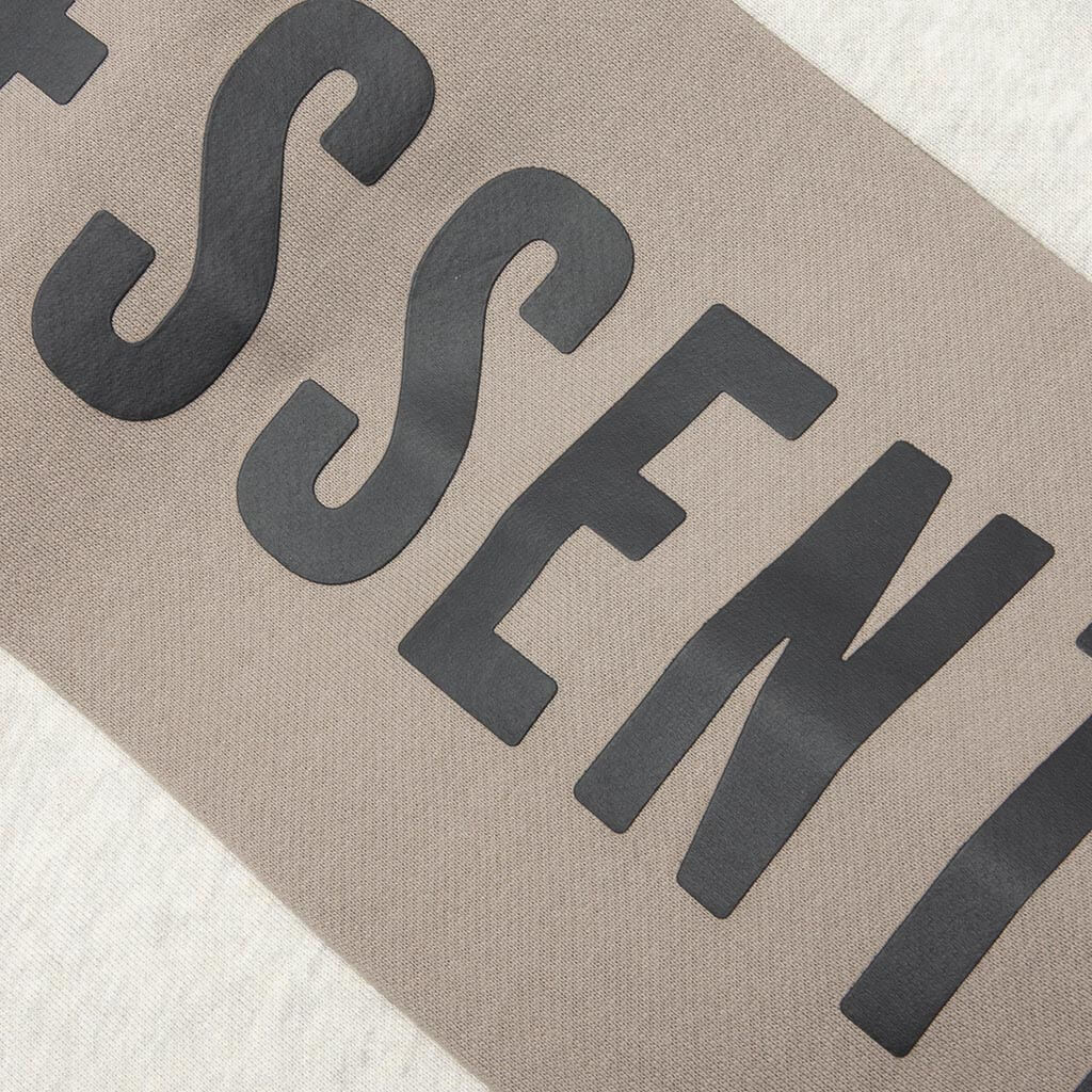 Panelled Raw Cut Off Sweatpant - Vanilla Heather/Seal