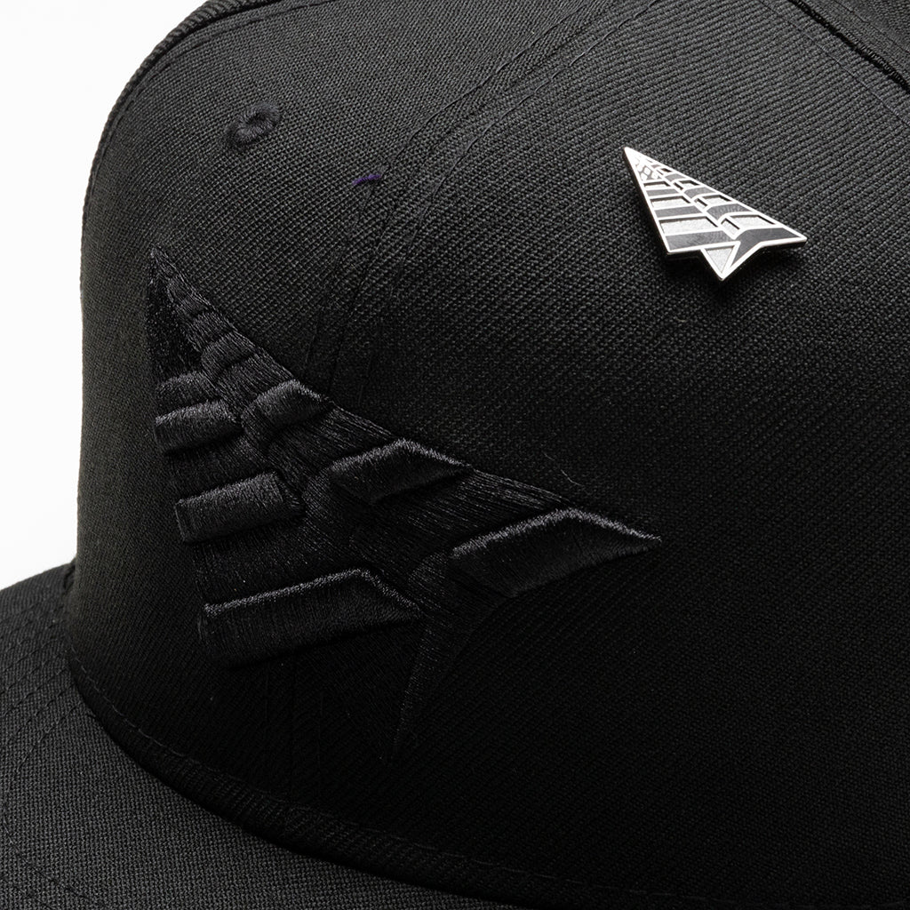 Blackout Crown Fitted - Black/Black