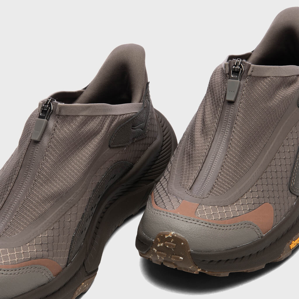 Project Transport - Boulder Grey/Cliff Grey