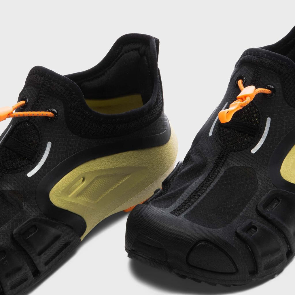 Quick Trail Racer - Black/Straw/Orange Zing