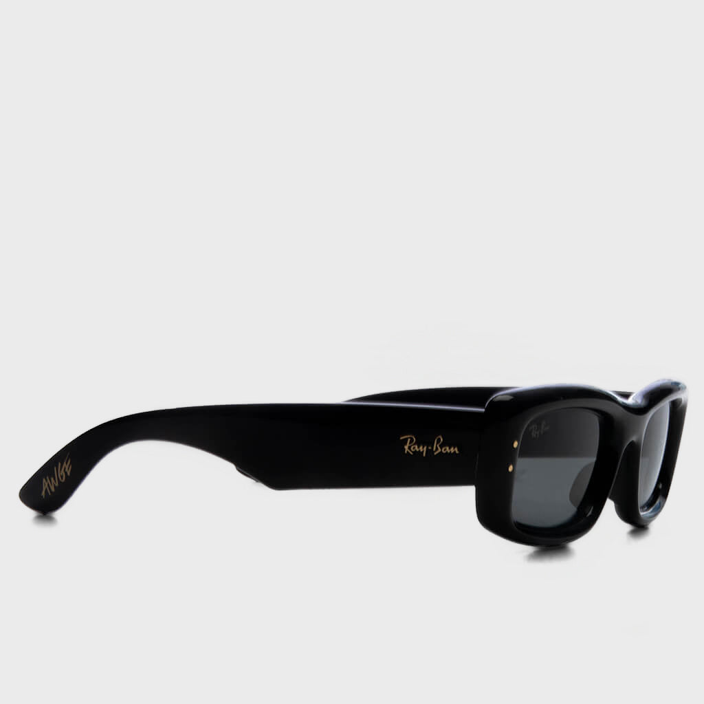 Kiliane Puffer - Black Frame/Dark Grey Lens