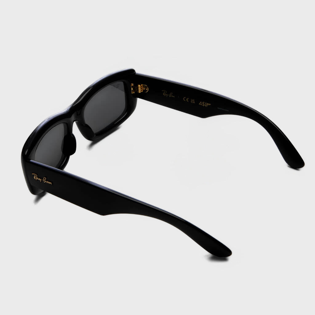 Kiliane Puffer - Black Frame/Dark Grey Lens