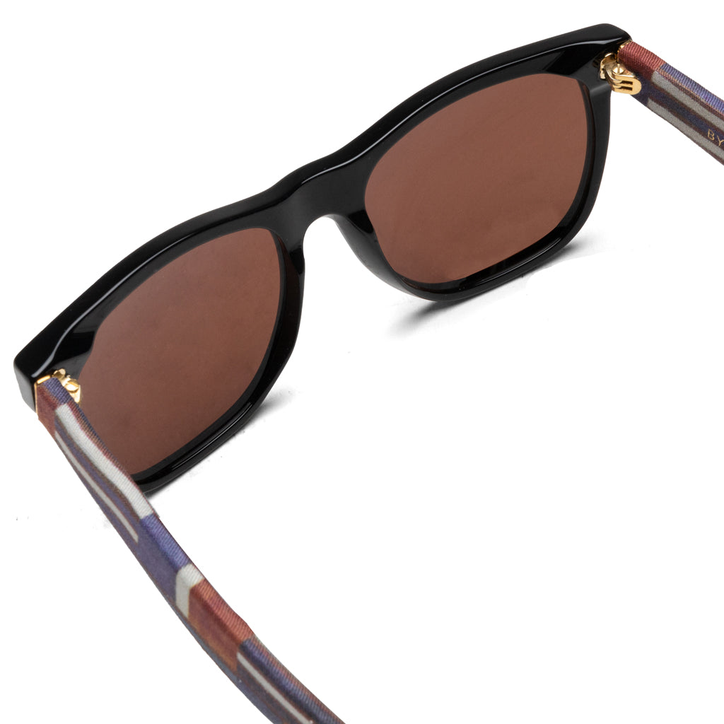 RETROSUPERFUTURE Basic Black/Sierra Leone