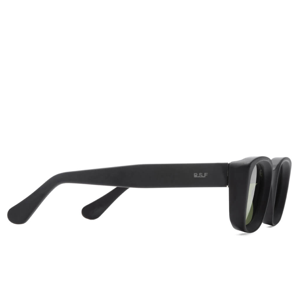 Lira - Matte Black
