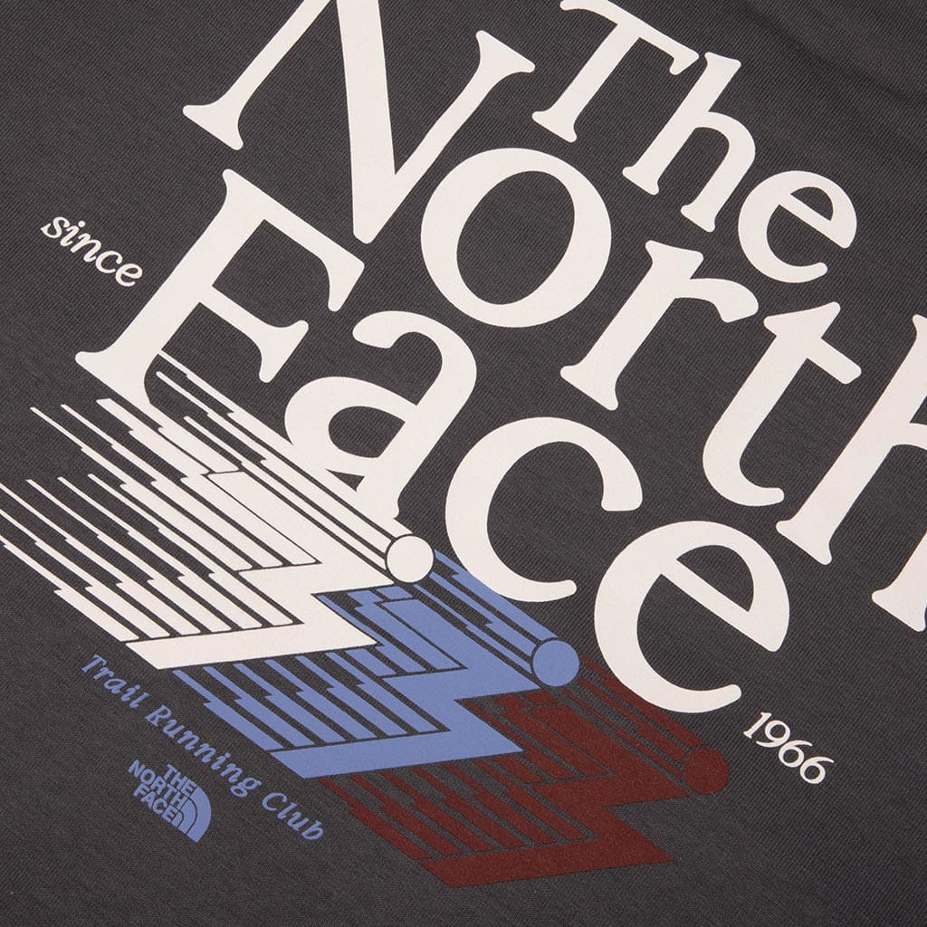 Retro Trail Relaxed Graphic Crew - Anthracite Grey