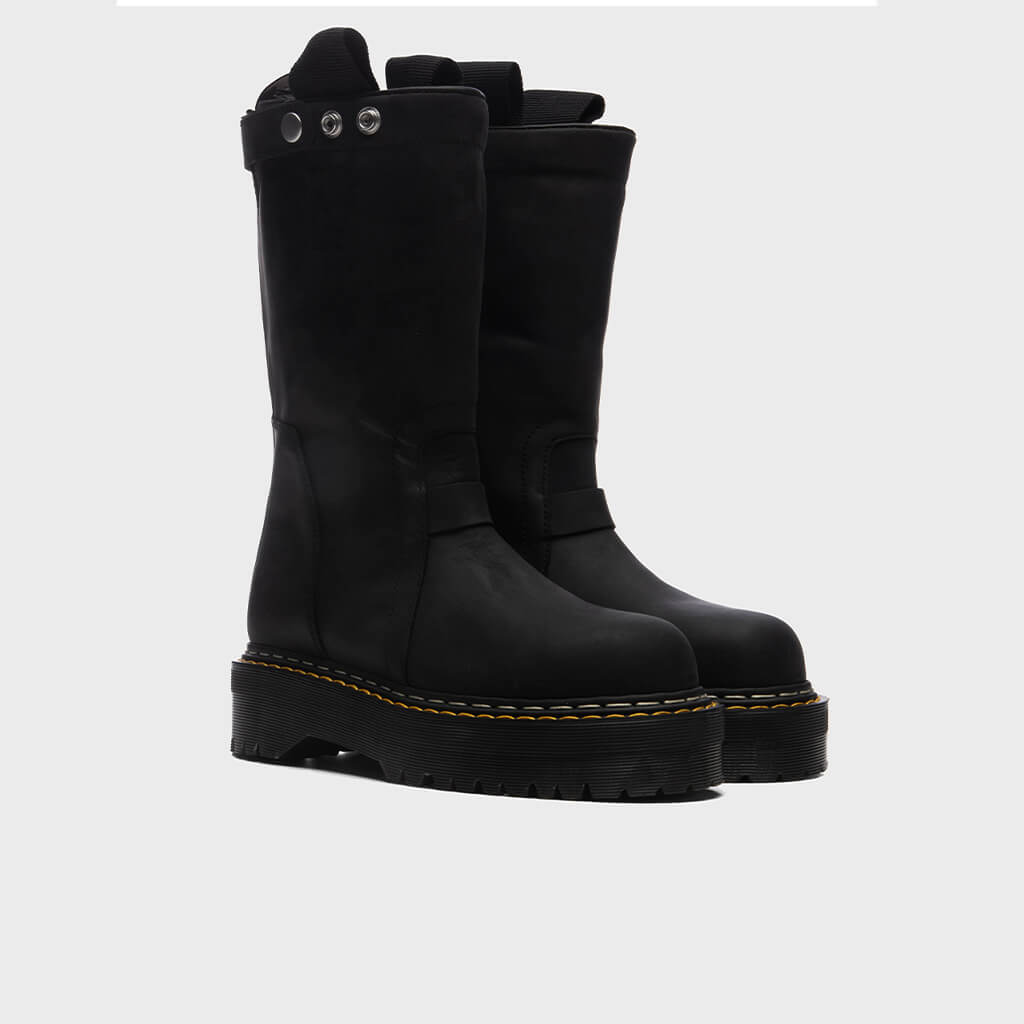 Quad Sole Pull On Boot - Black