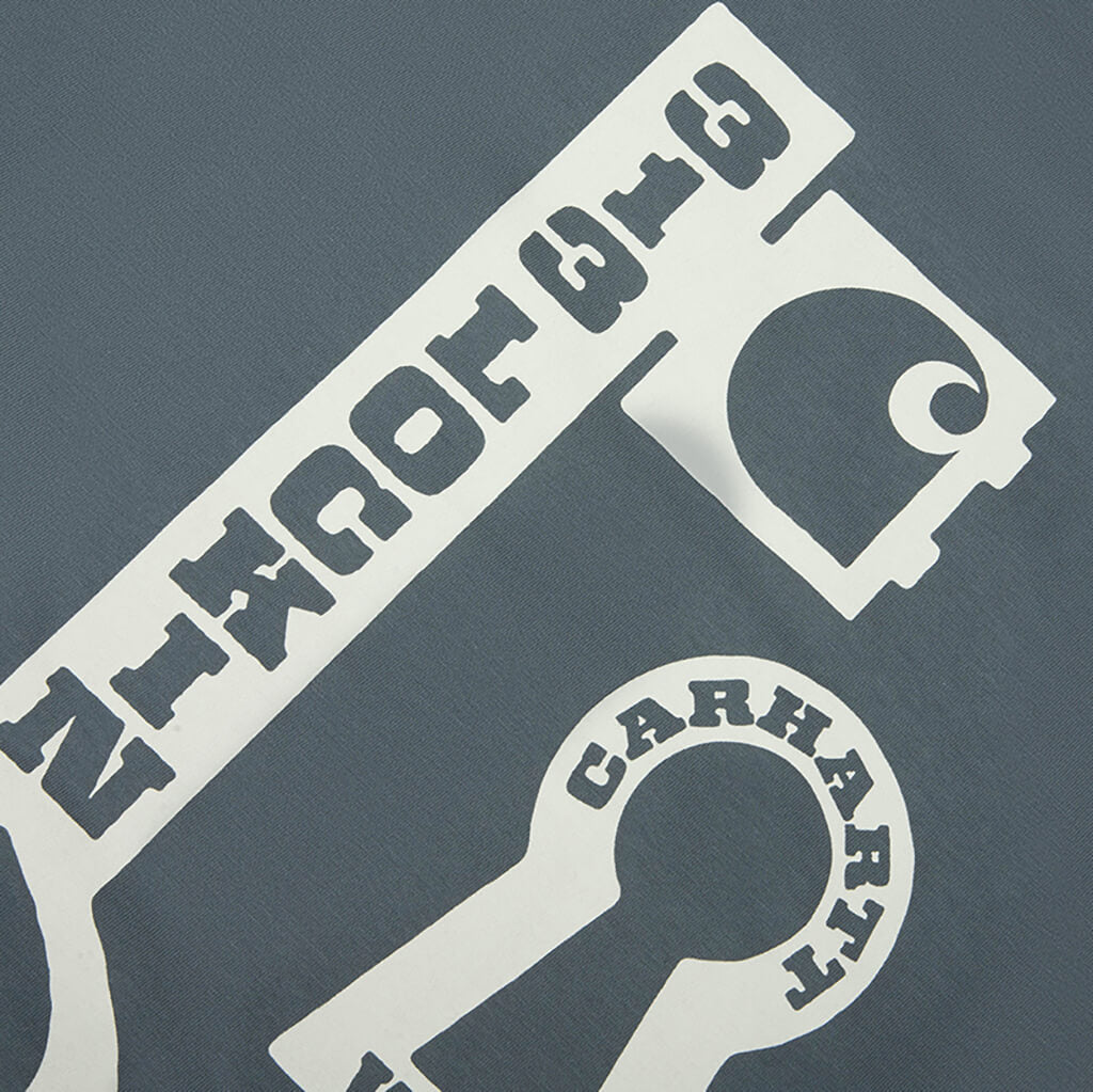 S/S Locked T-Shirt - Cozy Blue