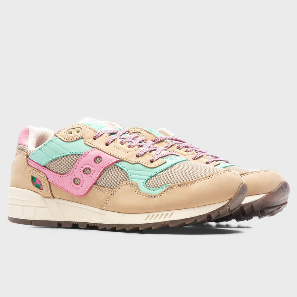Shadow 5000 "Earth Citizen" - Grey/Pink