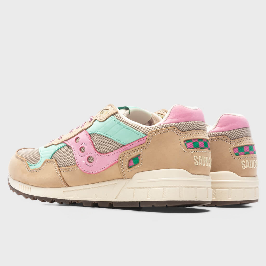 Shadow 5000 "Earth Citizen" - Grey/Pink