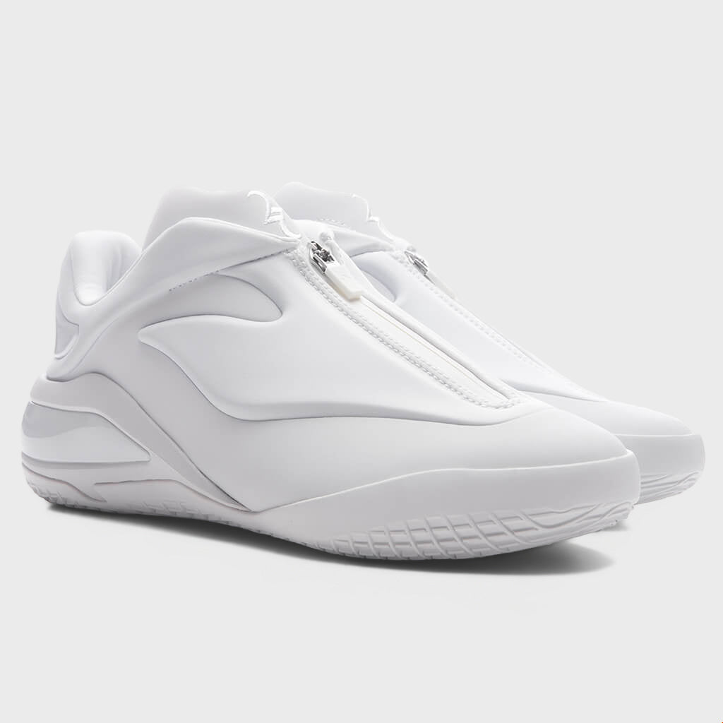 Shai 001 'Clean Slate' - White/White