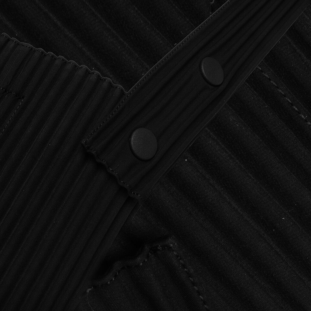 Short Strap Pocket Bag - Black