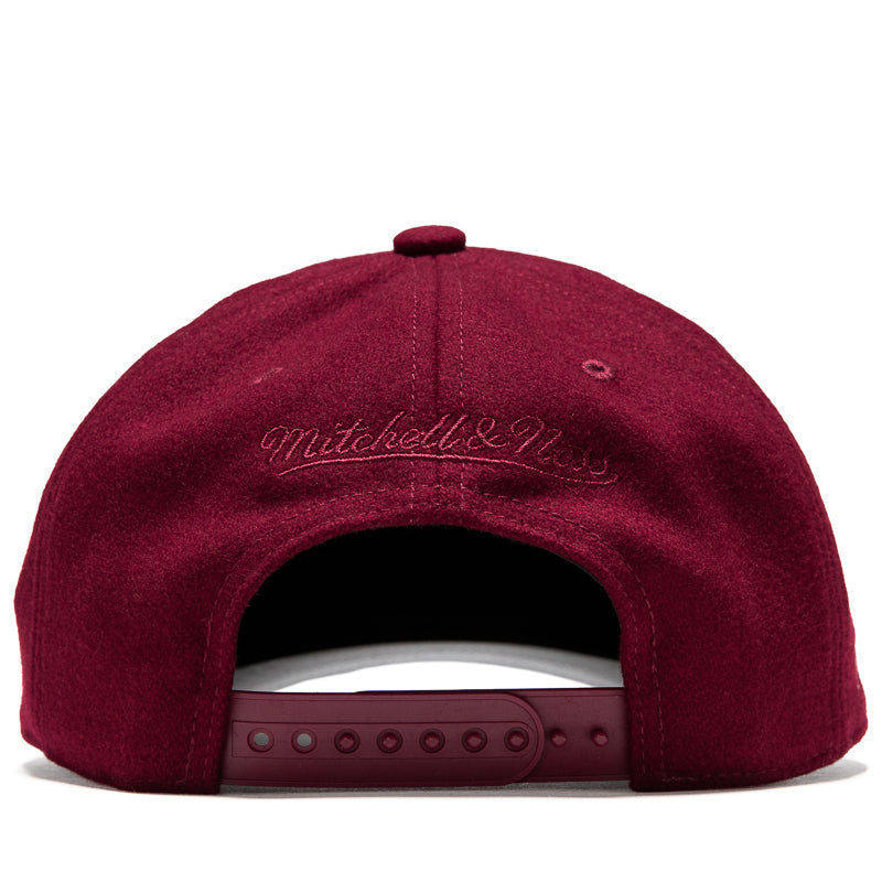 Politics x Mitchell & Ness Pro Pinch Wool Snapback - Maroon