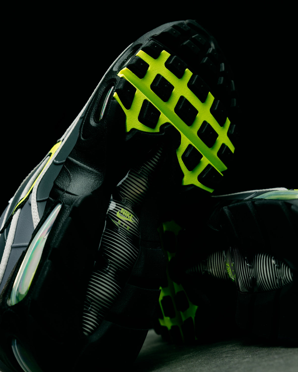 Nike Air Max Joga Bonito 'Neon' - Black/Neon Yellow