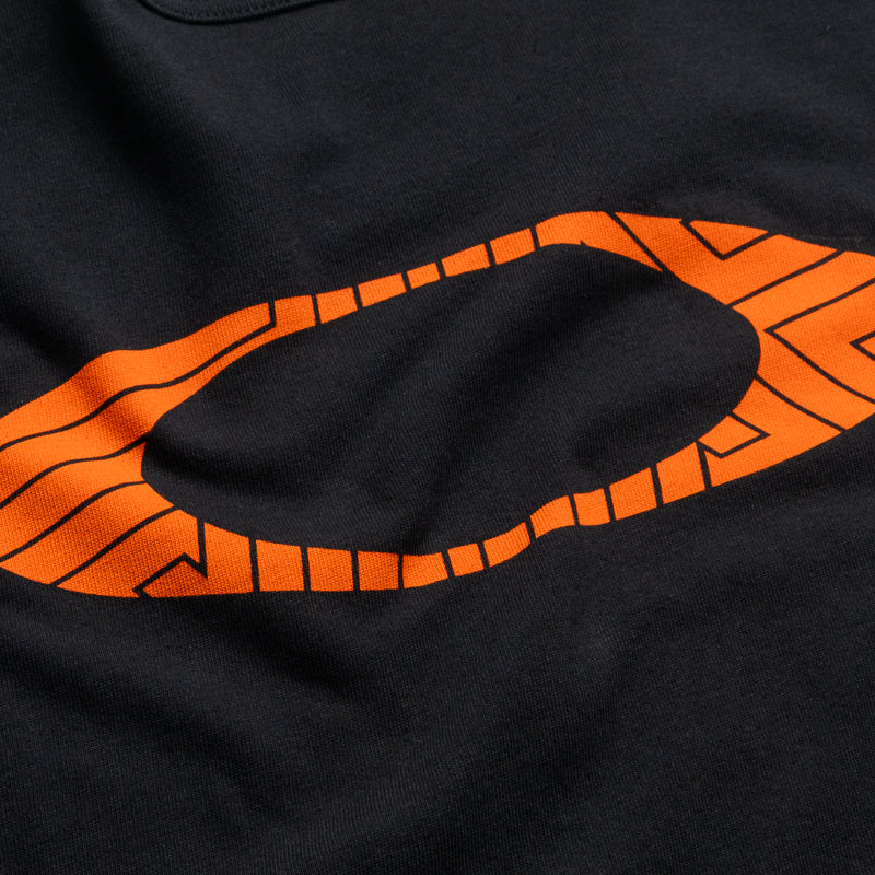 Albino & Preto x Oakley Vert Tee - Black