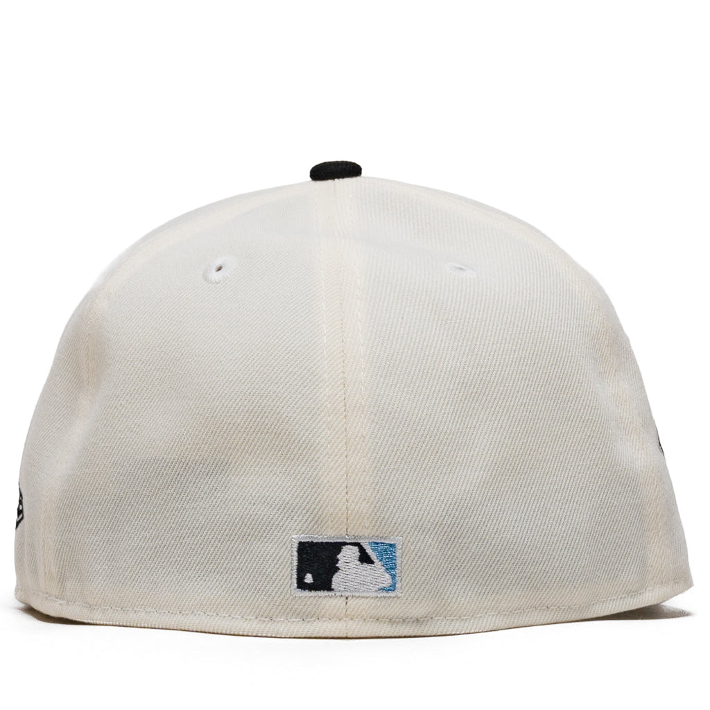New Era x Politics Texas Rangers 59FIFTY Fitted - Chrome/Black