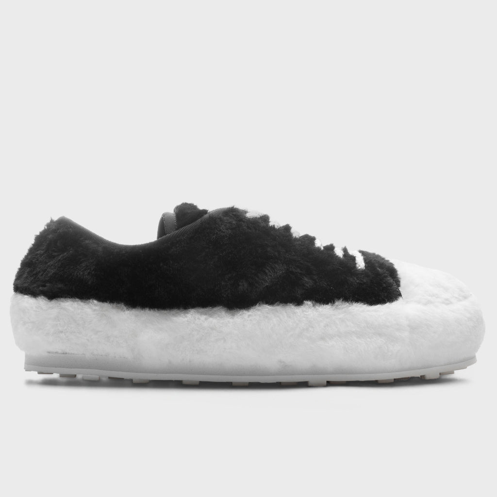 Black Teddy Tennis Sneaker - Lily White/Black