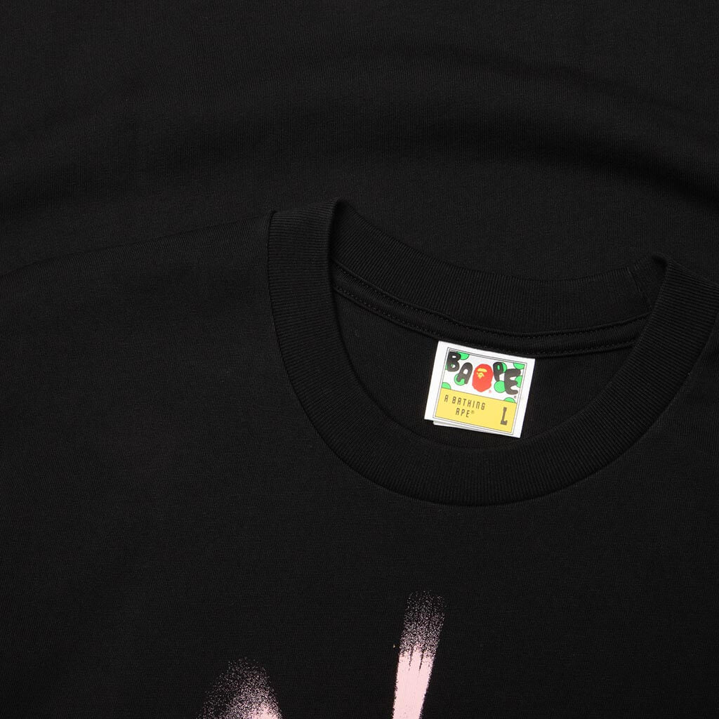 Spray Shark Relaxed Fit Tee - Black