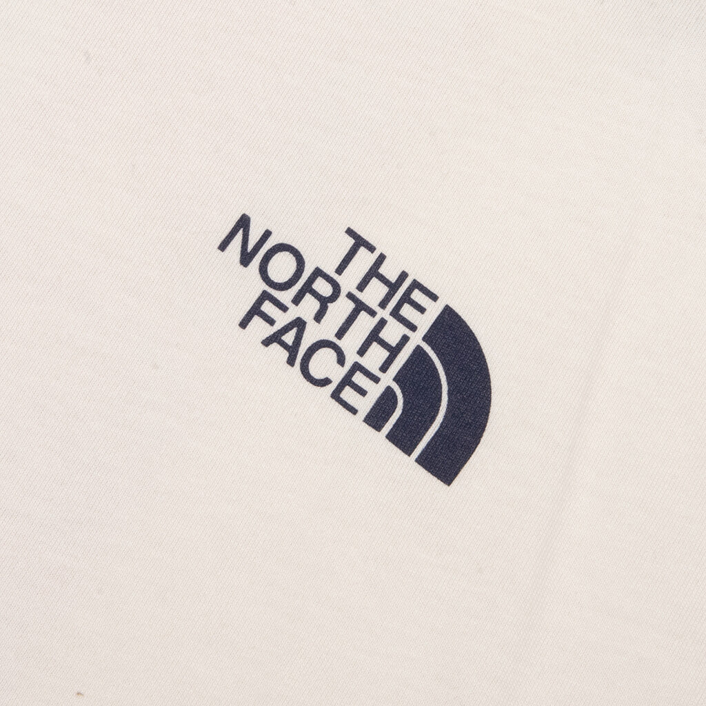 Stay Exploring Regular S/S Tee - White Dune