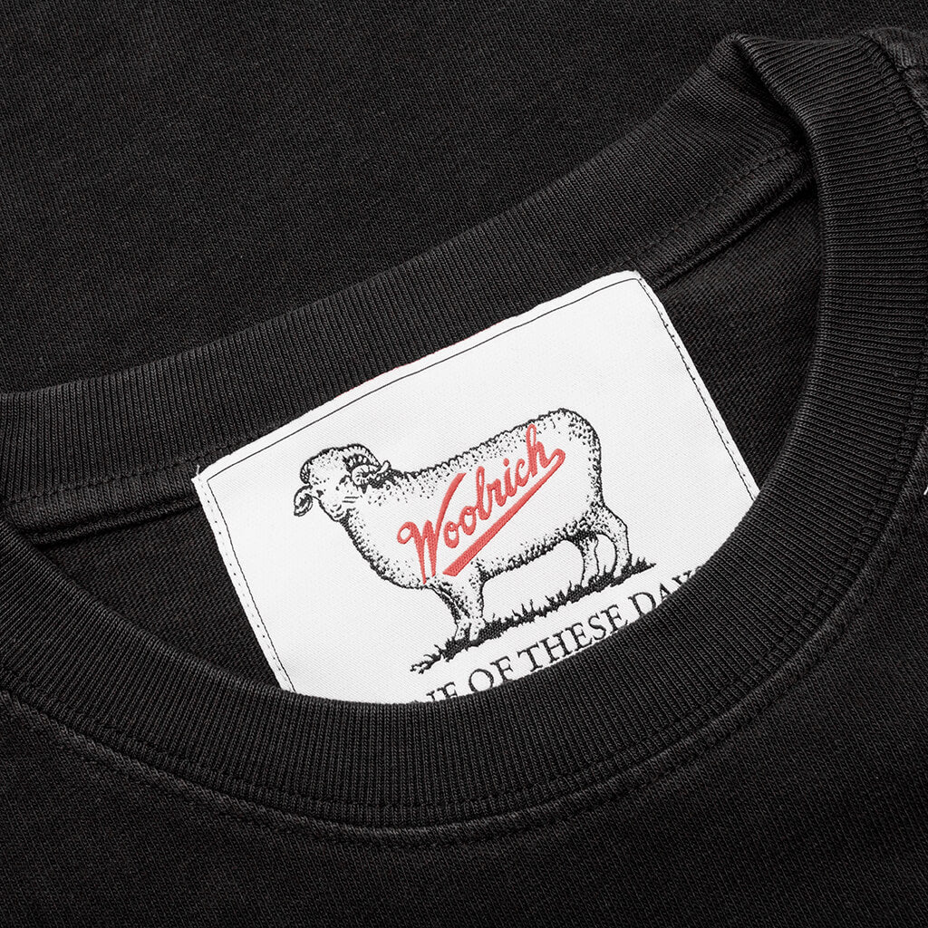 T-Shirt - Black