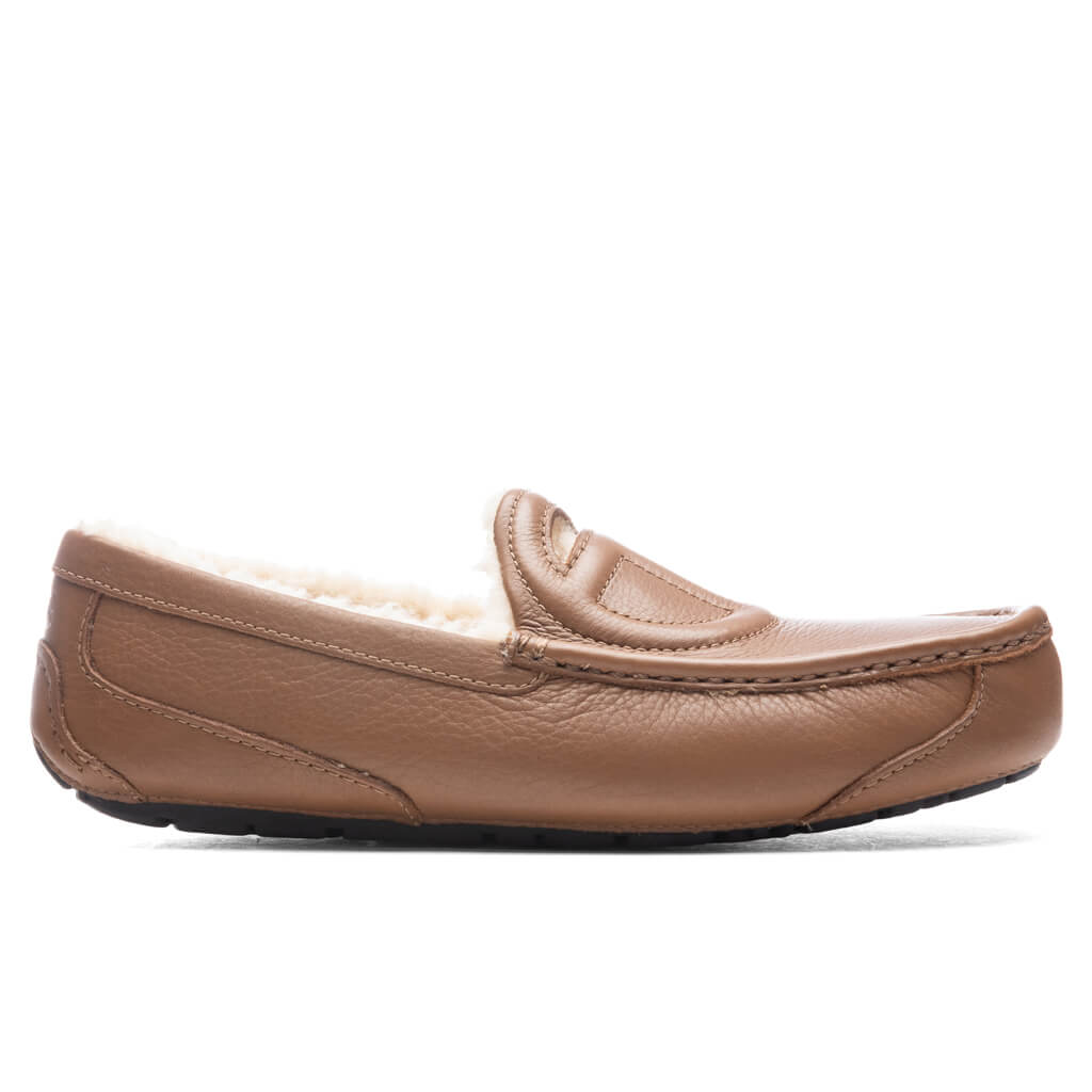 Logo Loafer - Chestnut