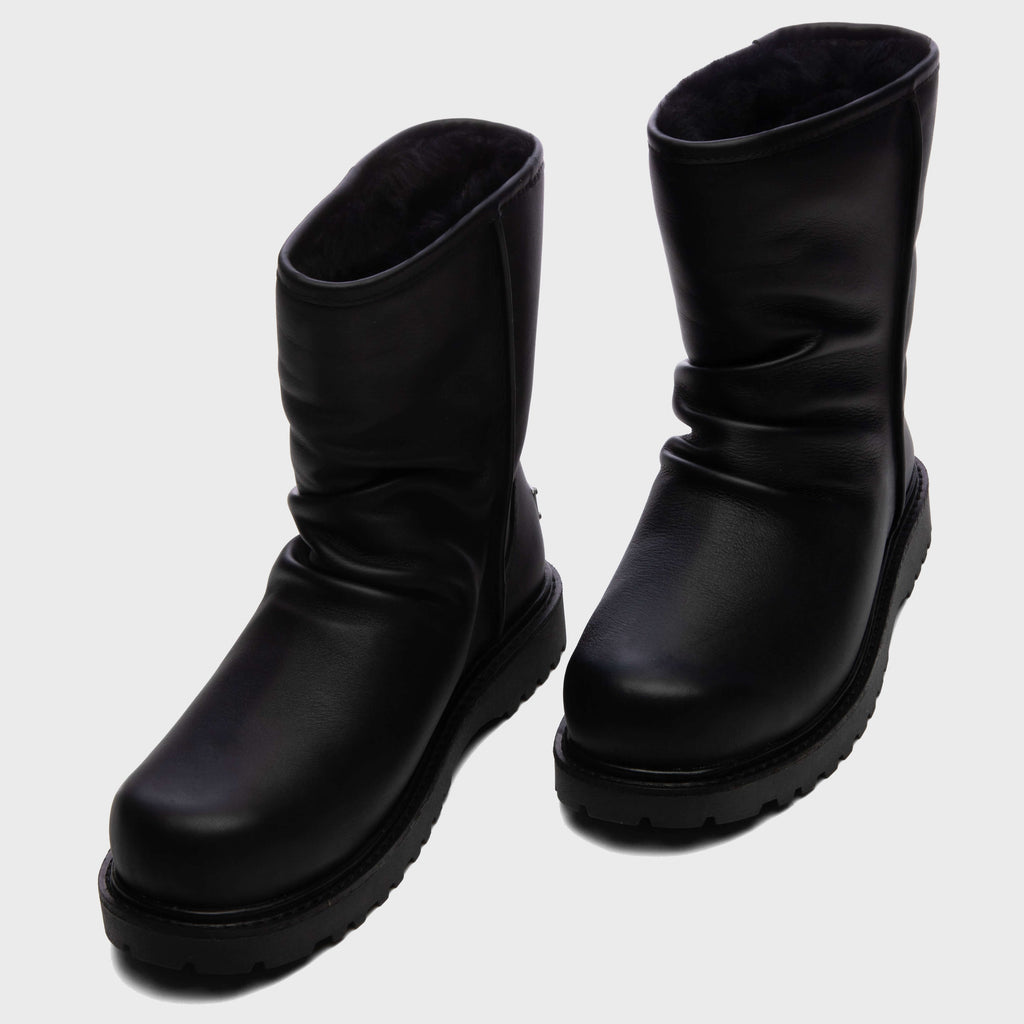 Relaxed Boot - Black
