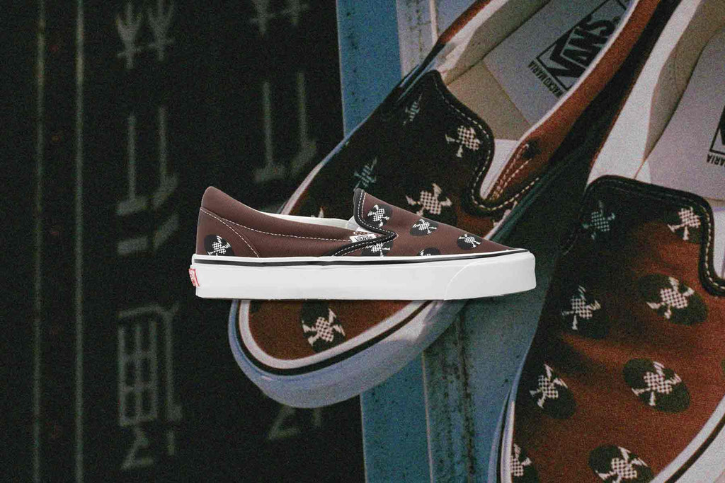 OG Classic Slip - Brown/Records