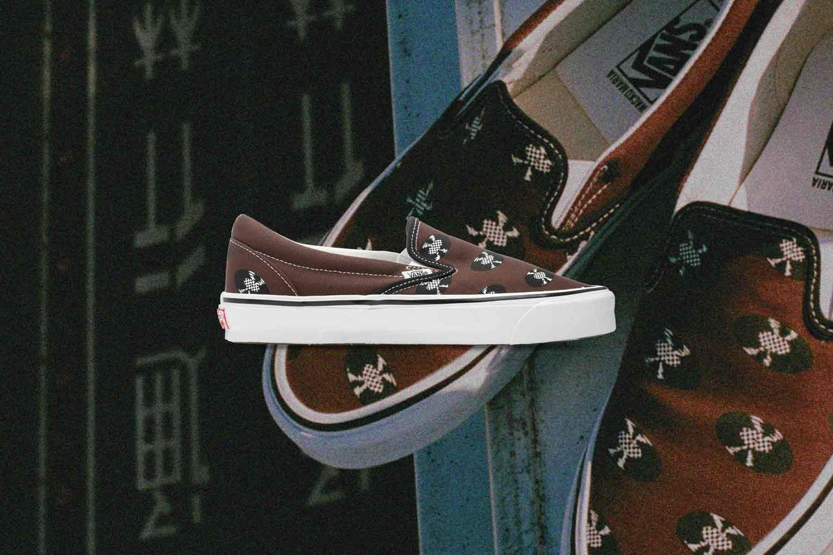 OG Classic Slip - Brown/Records