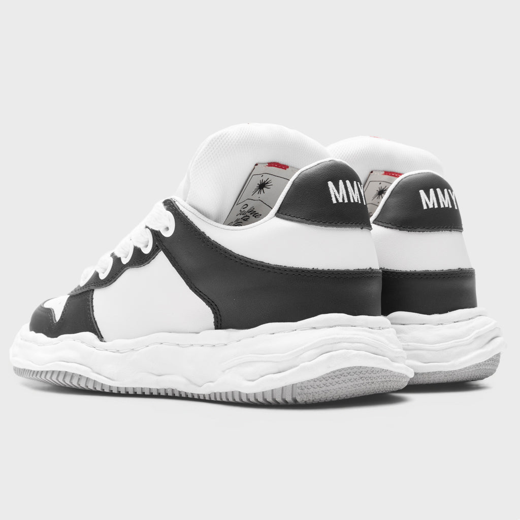 Wayne Low Top Sneakers - Black/White