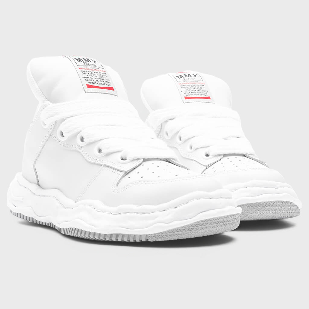 Wayne Low Top Sneakers - White