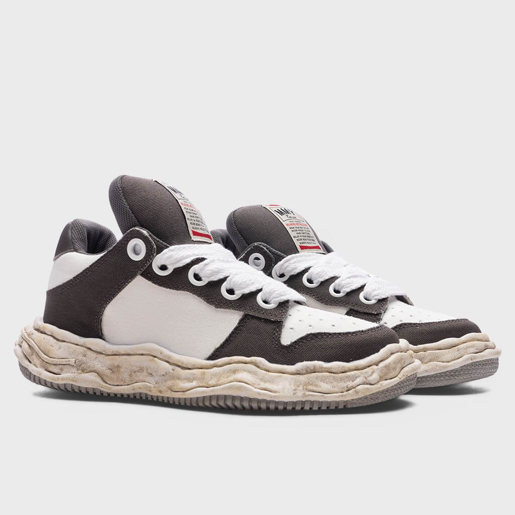 Wayne Puffer Low OG Sole - Grey/White