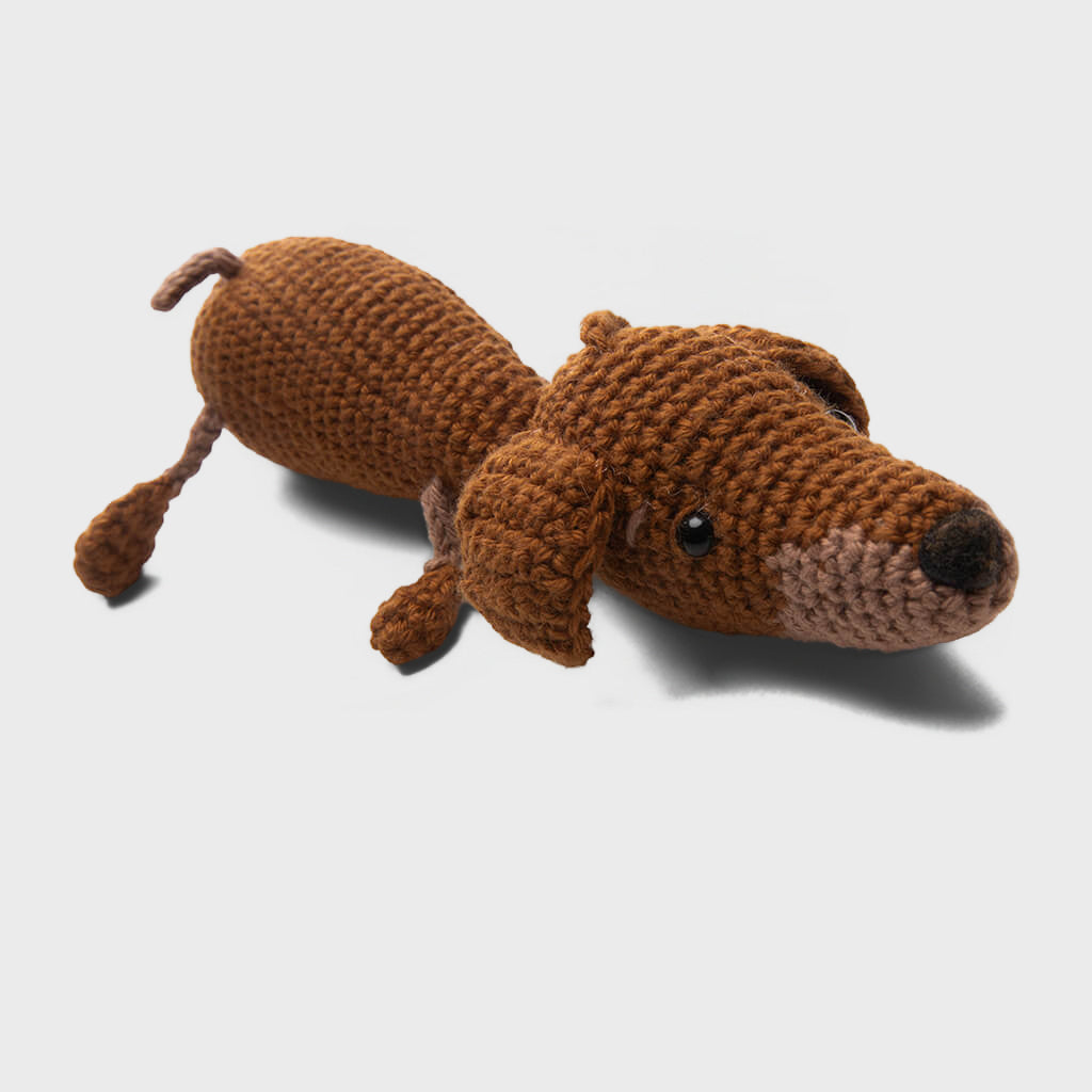 Whiskey Crochet Doxie Keychain - Dark Khaki