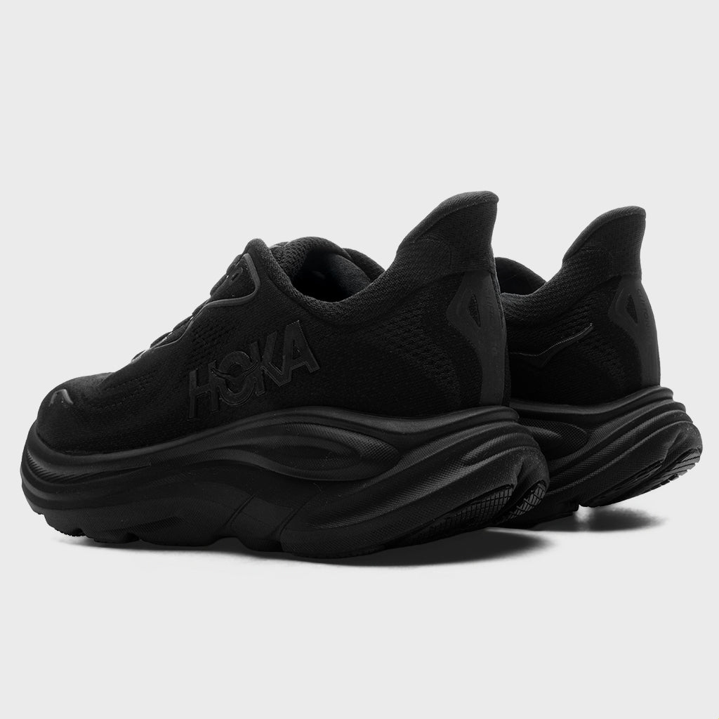 Women's Clifton 10 - Black/Black