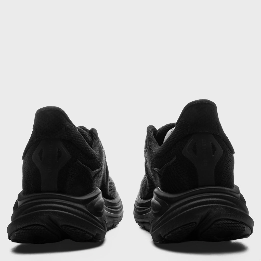 Women's Clifton 10 - Black/Black