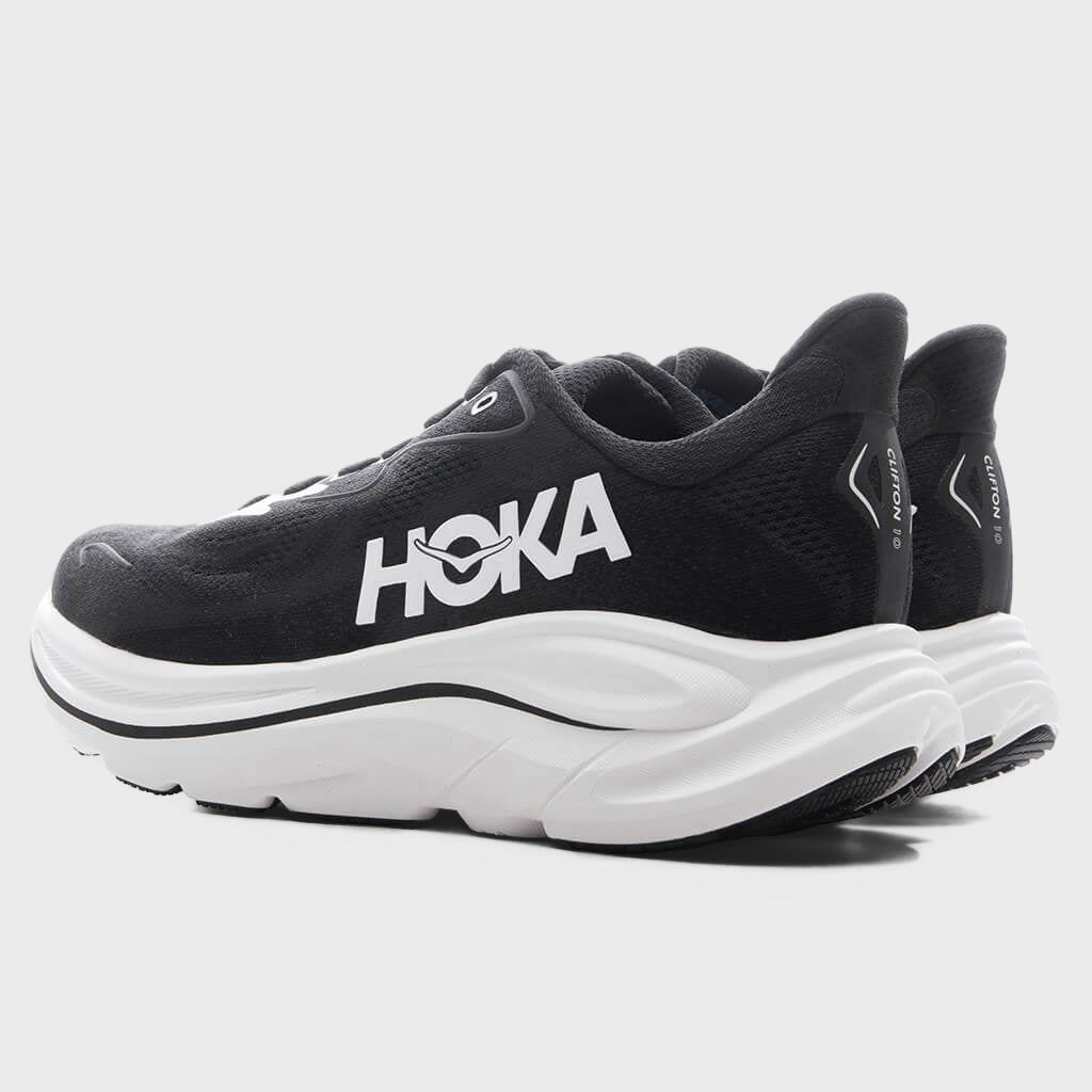 Women's Clifton 10 - Black/White