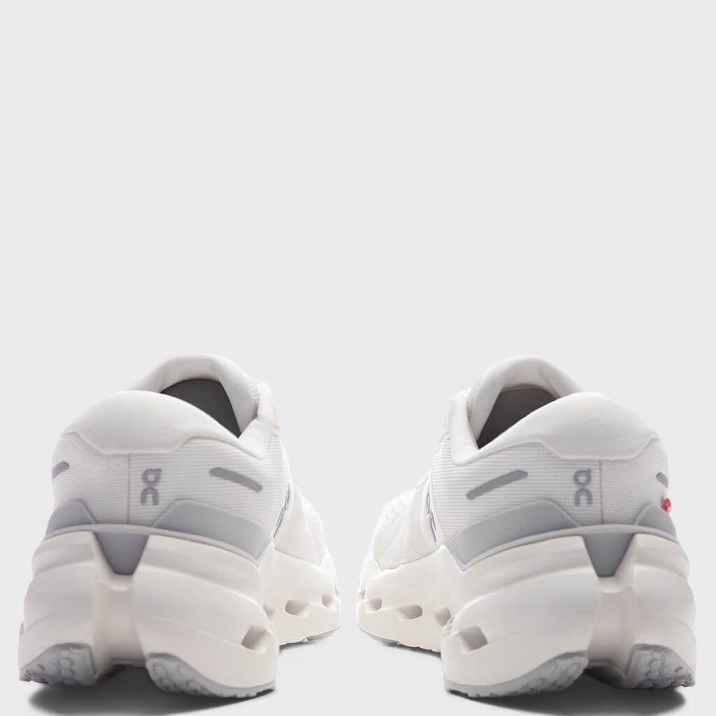 Women's Cloudrunner 3 - White/Ivory