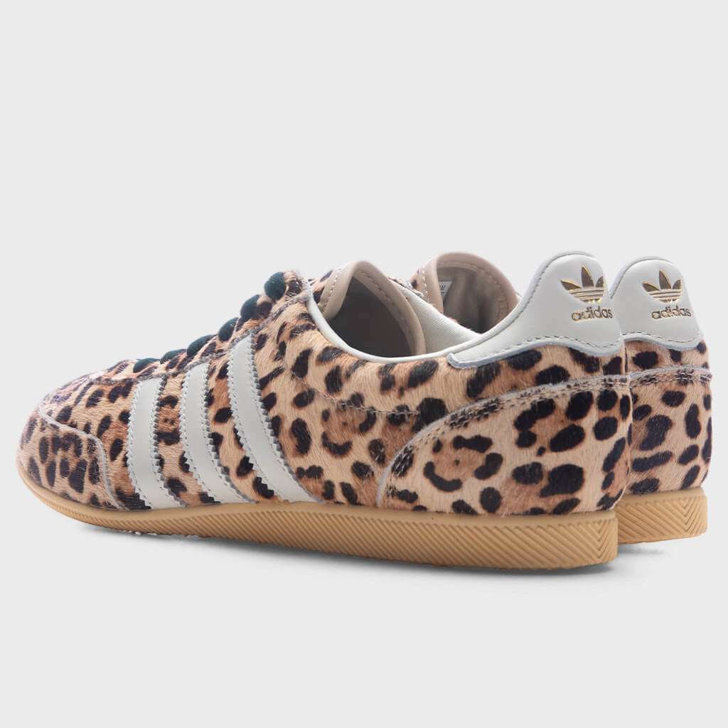 Women's Japan - Magic Beige/Ivory/Aurora Ivy
