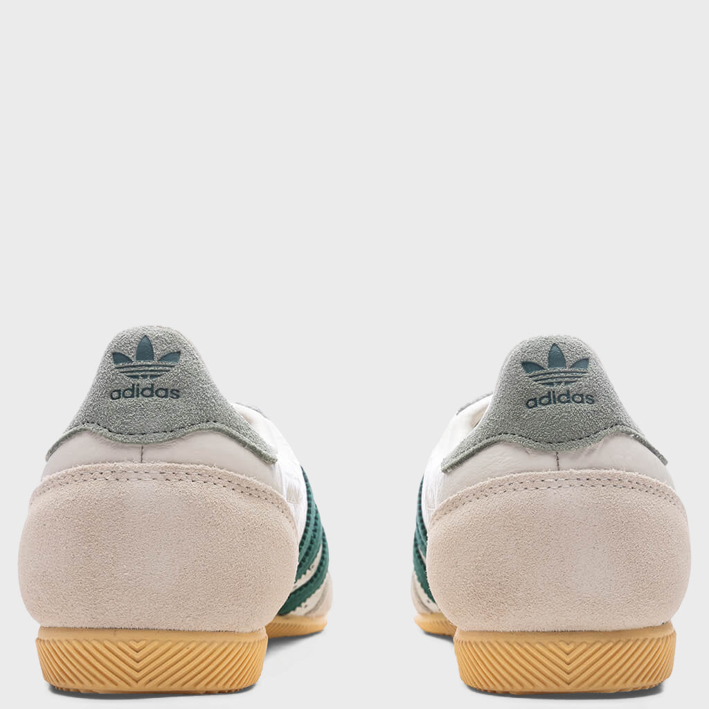 Women's Japan - Off White/Collegiate Green/Orange Tint