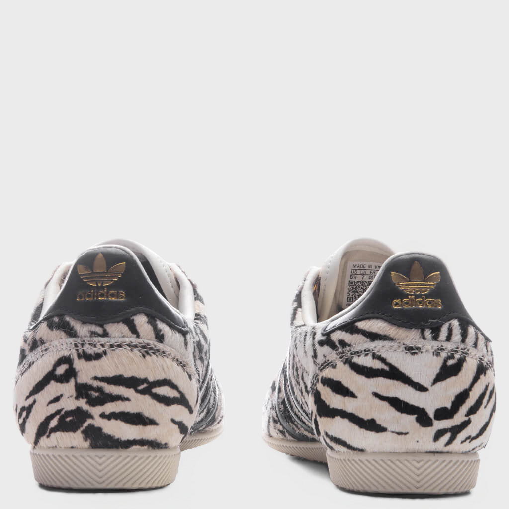 Women's Japan - Off White/Core Black/Core Black