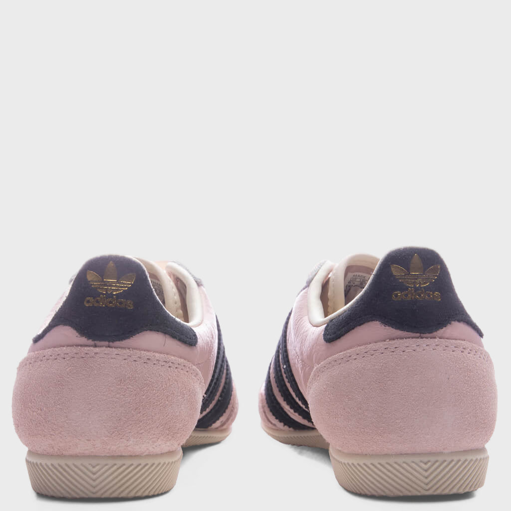 Women's Japan - Sandy Pink/Core Black/Gold Metallic